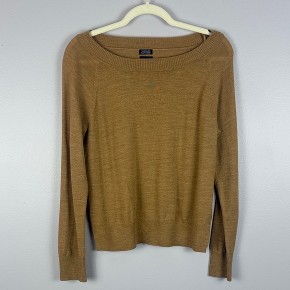 GAP Tan Soft 100% Merino Wool Boat Neck Small Petite Sweater - Picture 2 of 9